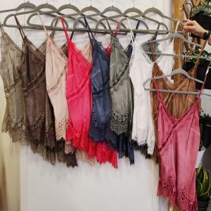 TOP LENCERO TIRANTE REGULABLE