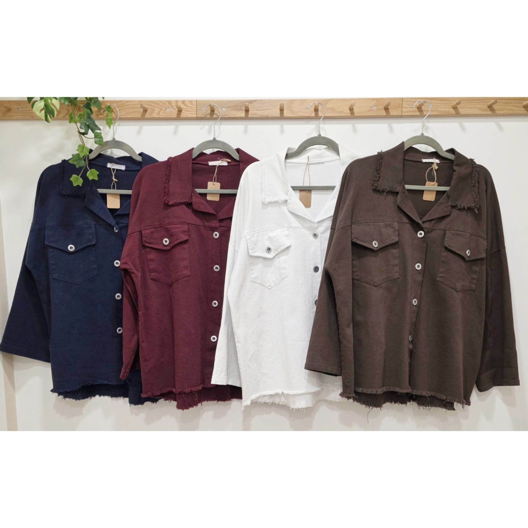 CHAQUETA DENIM DESFLECADA