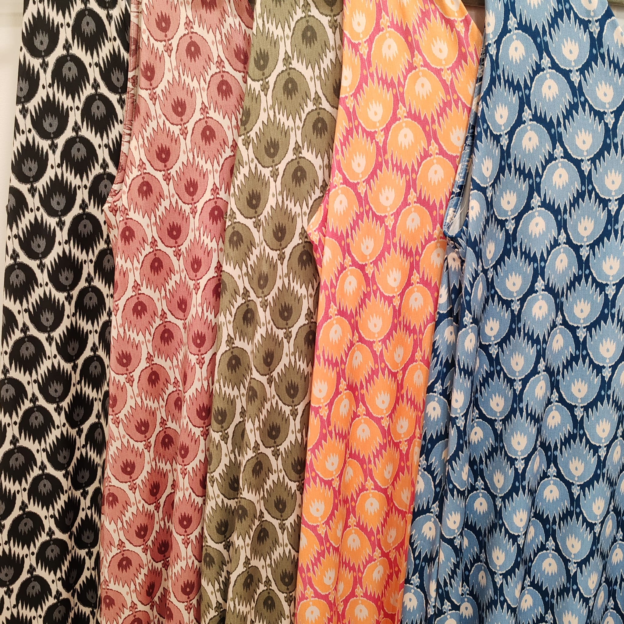 VESTIDO LICRA FRÍA "FLORECITAS" LARGO - Imagen 2