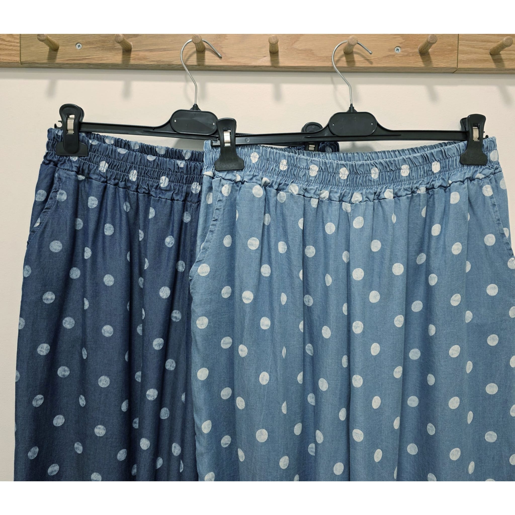 PANTALÓN DENIM LYOCELL LUNARES - Imagen 3