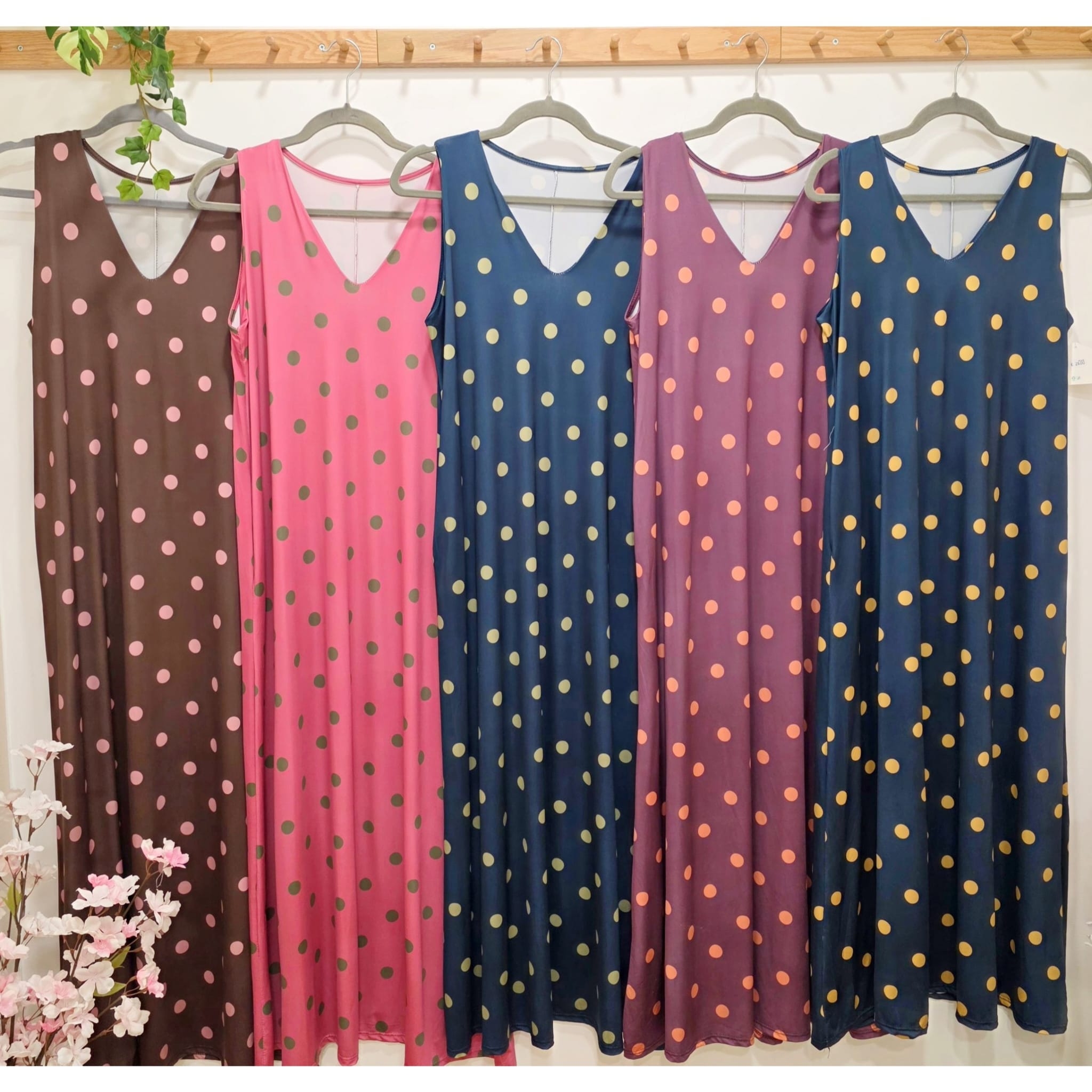 VESTIDO LICRA FRÍA "LUNARES"