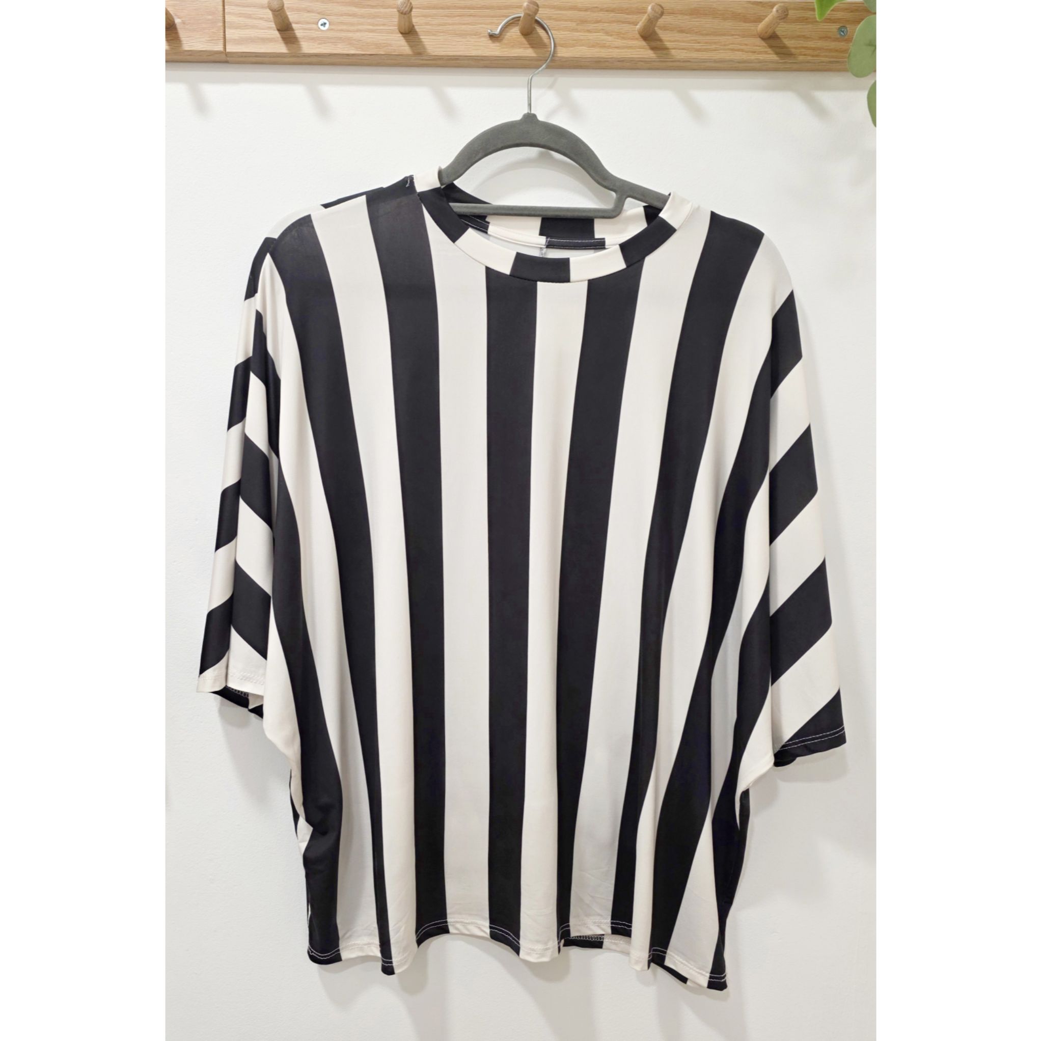 CAMISETA RAYAS LICRA FRÍA - Imagen 2