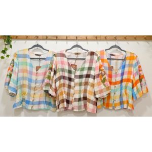 BLUSA CUADROS BORDADA