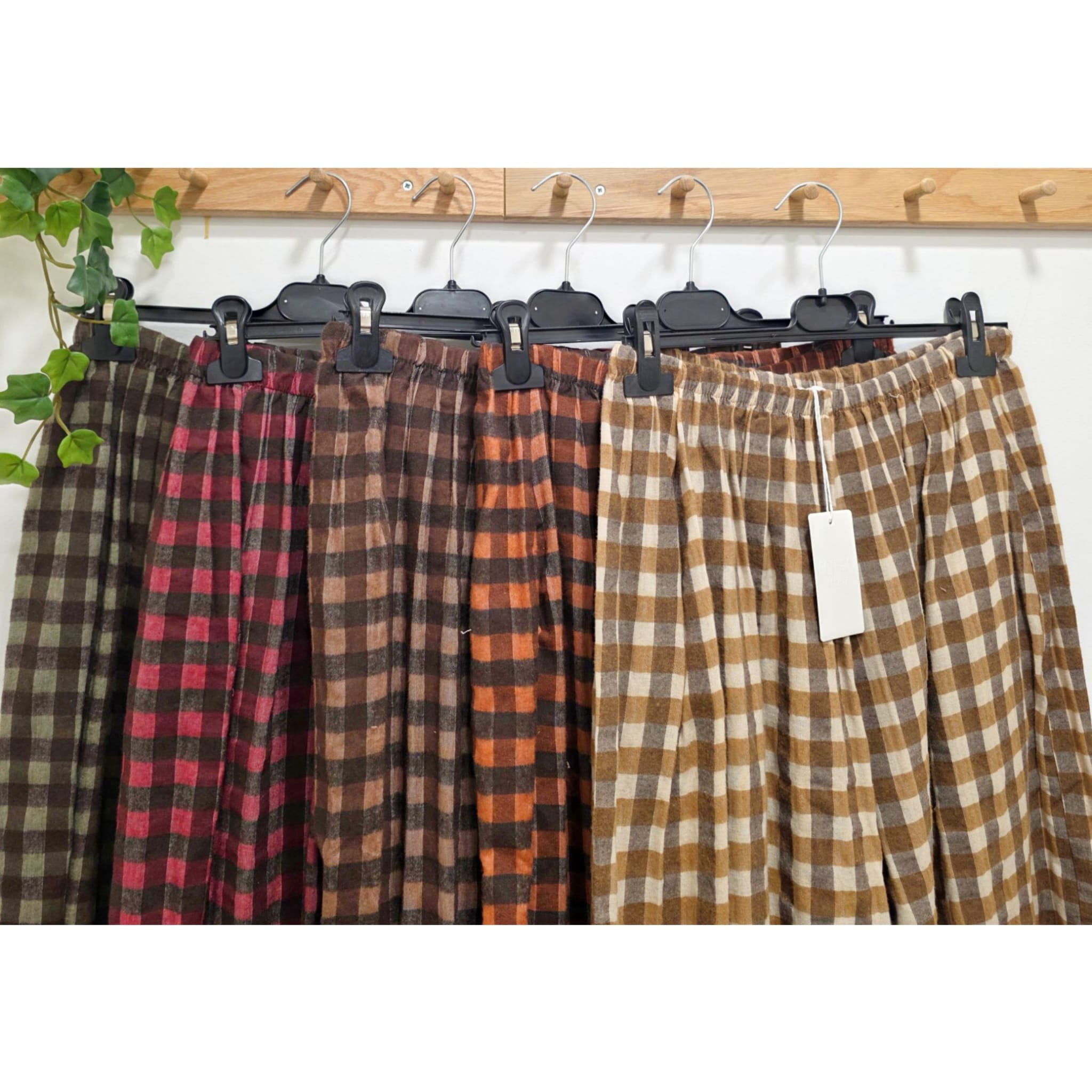 PANTALÓN CUADRITOS BOMBACHO - Imagen 2