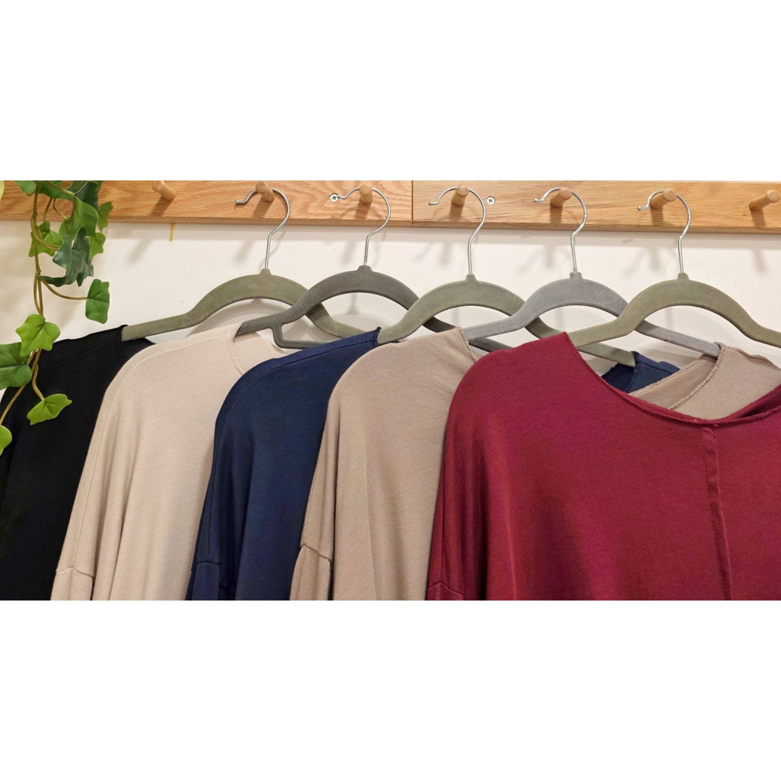 CAMISETA COSTURA CENTRAL - Imagen 2