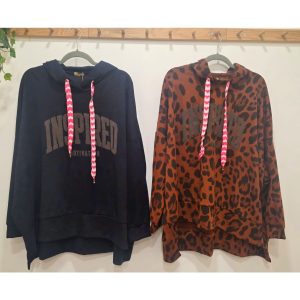 SUDADERA ANIMAL PRINT FRASE CAPUCHA