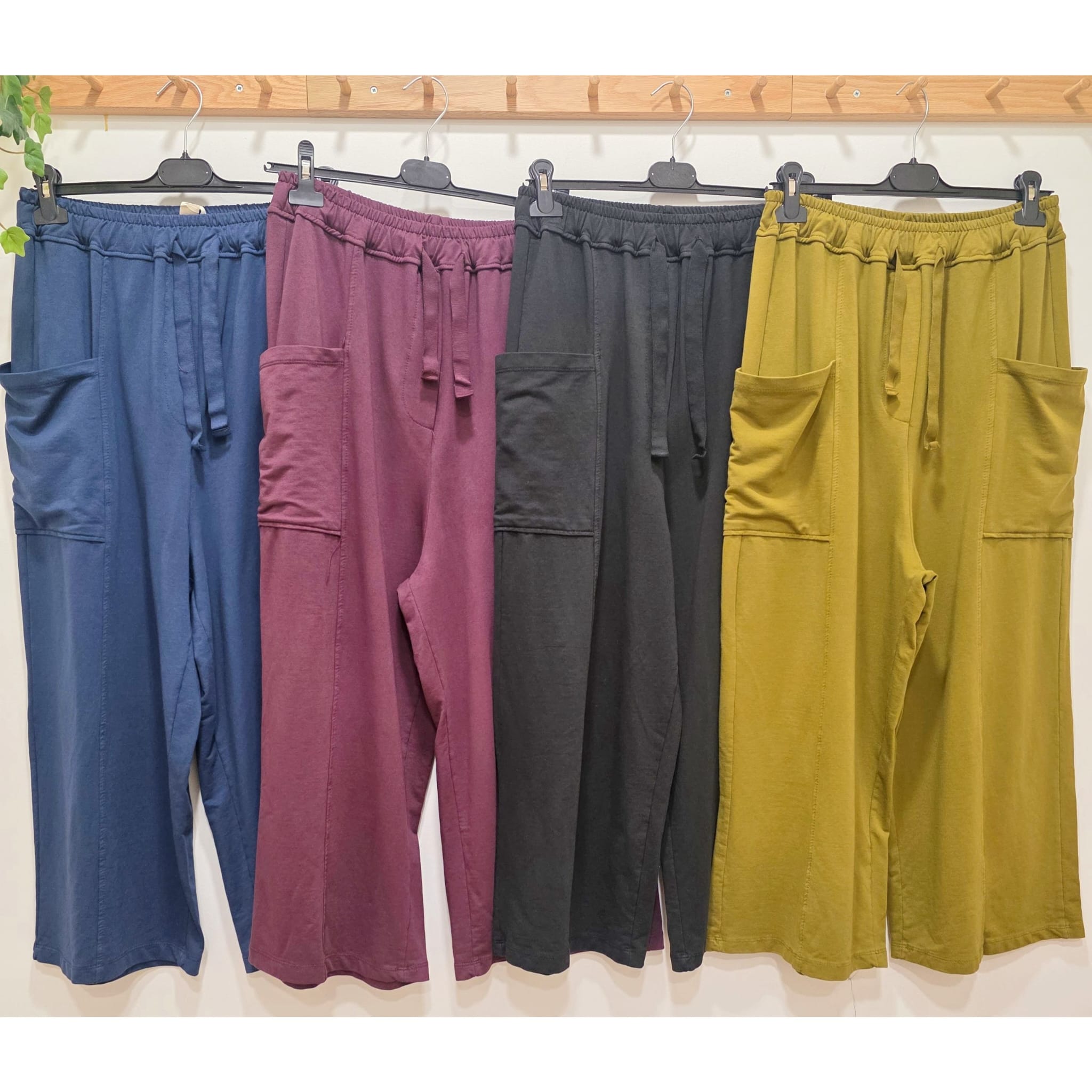 PANTALÓN JOGGER BOLSILLOS